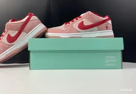 StrangeLove  Low Dunk Nike CT2552-800 Skateboards SB 0615